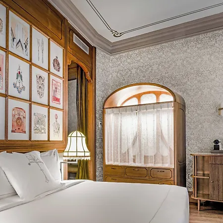 Palacio Santa Clara, Autograph Collection 4* Valence