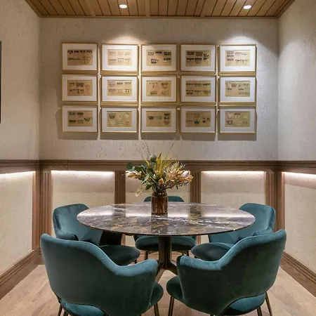 Palacio Santa Clara, Autograph Collection Hotel 4*